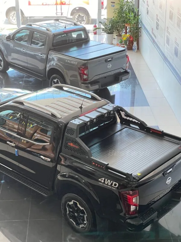 Easy-to-install electric truck bed cover for Nissan Navara
