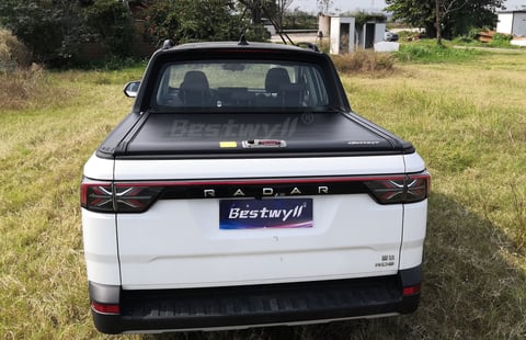 Manual Retractable Tonneau Cover: The Ultimate Guide