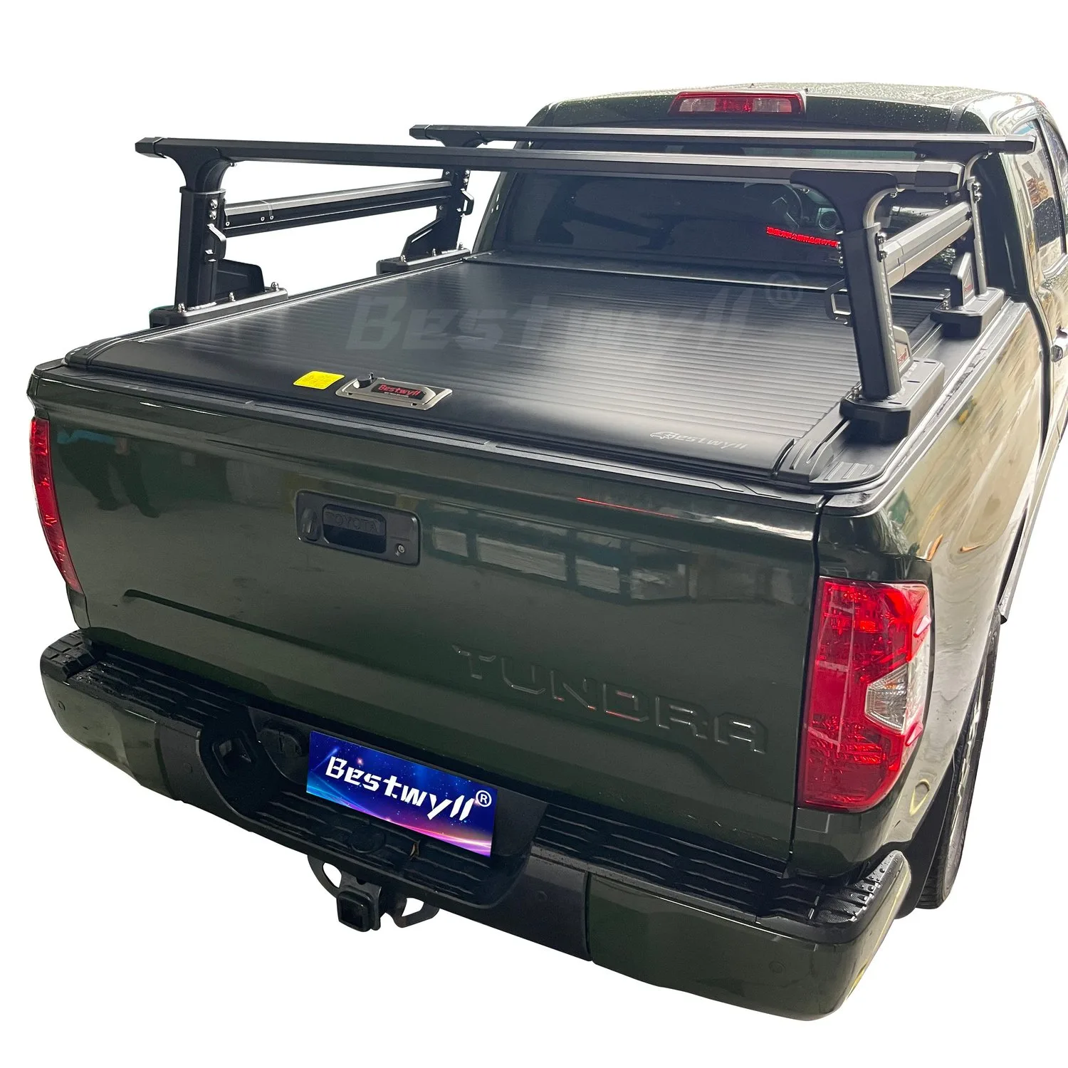 Manual truck bed cover