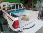Fully retracted manual waterproof roller shutter for Toyota Hilux