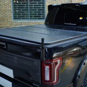 Жесткий трехсекционный чехол для грузового отсека Ford F150