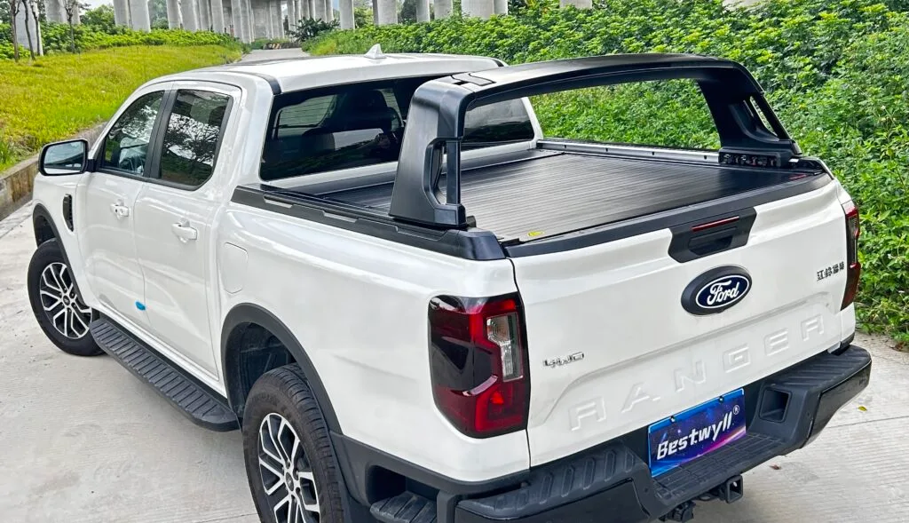 Mobile phone-controlled truck bed cover for Ford Ranger