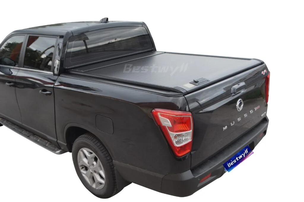 Aluminum roll up tonneau cover