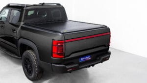 BYD Shark locking roll-up tonneau cover