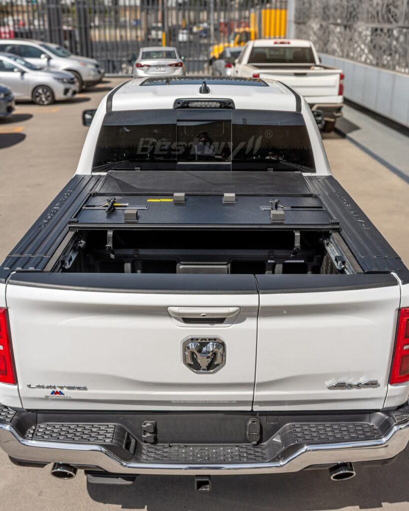Hard Tri-Fold Tonneau Cover